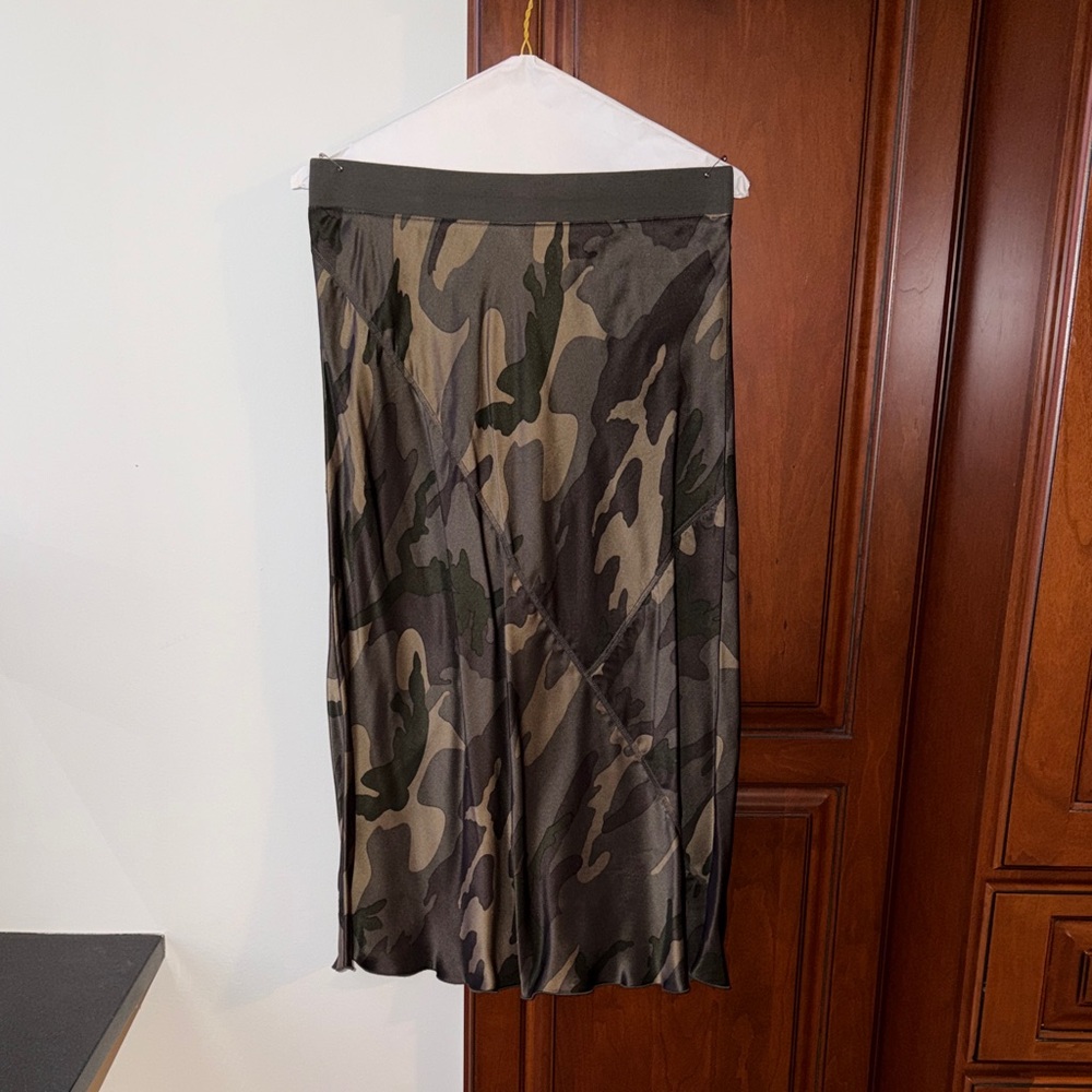 ATM Anthony Thomas Melillo Green Camouflage Midi Skirt